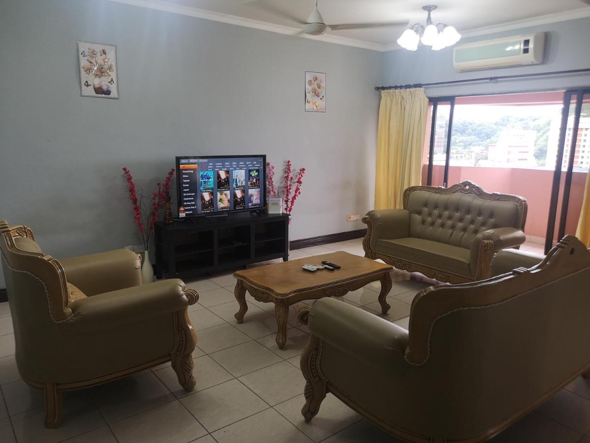 Homestay Marina Court Kota Kinabalu Exterior foto