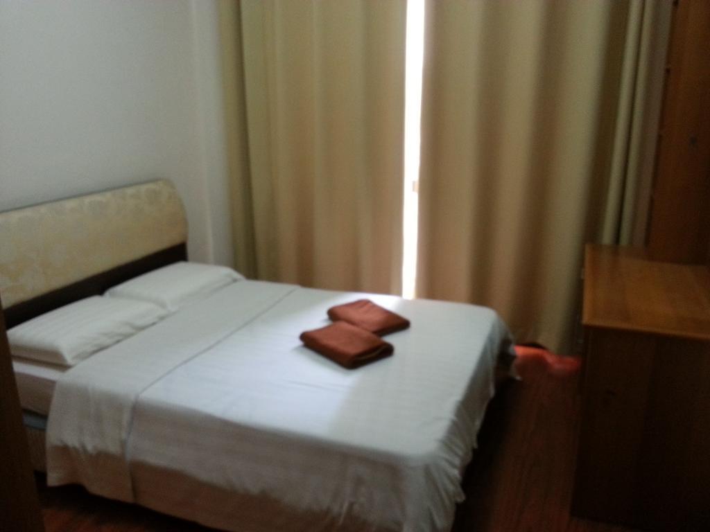 Homestay Marina Court Kota Kinabalu Exterior foto
